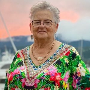 Meet your Posher, Evonne